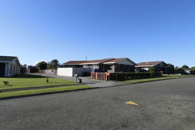 6 Pohutukawa Drive Opunake_1