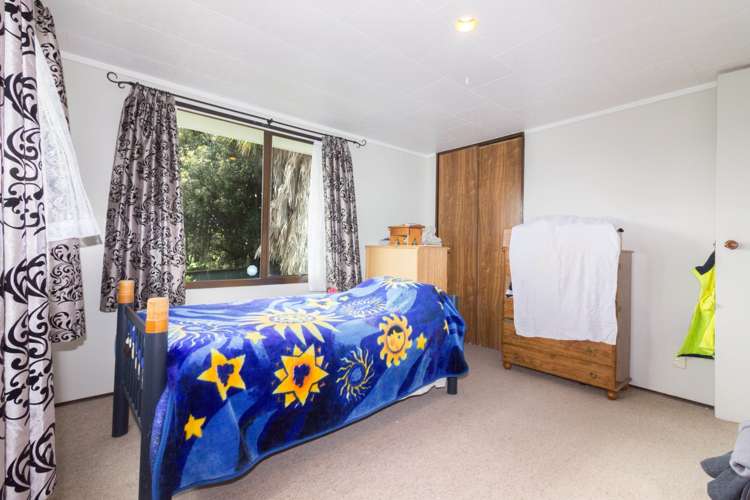 36 Seaward Place Wattle Downs_6