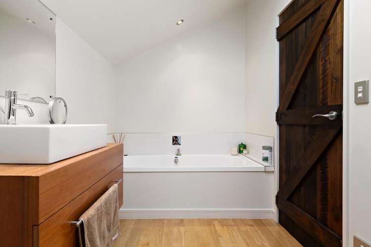 34b Greenstone Place Fernhill/Sunshine Bay_18