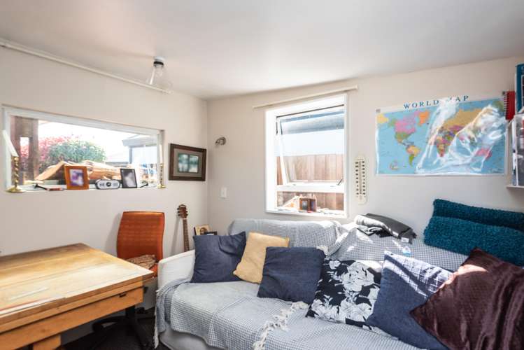 18 Lowry Avenue Redwood_19