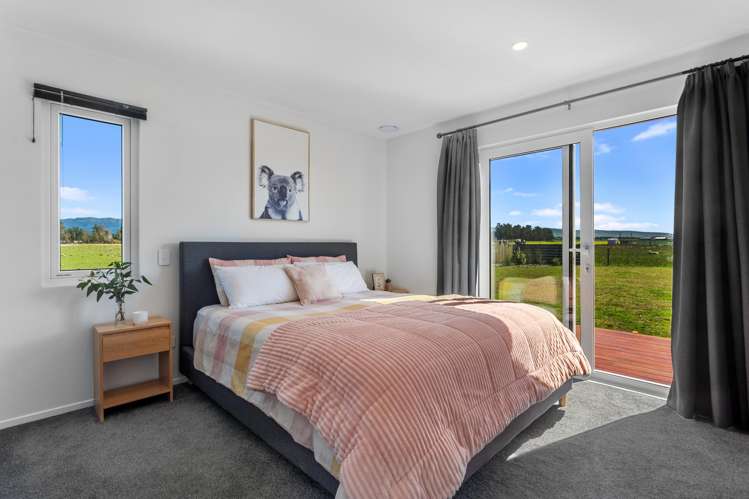 86 Racecourse Road Amberley_19