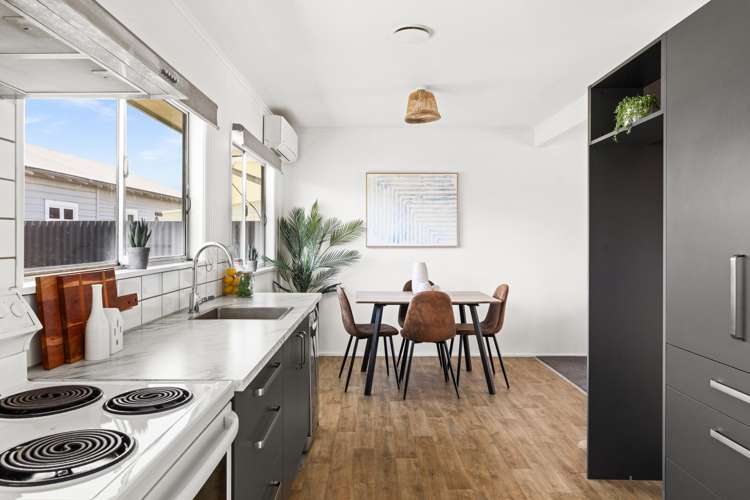 2/97 Nelson Crescent Napier South_6