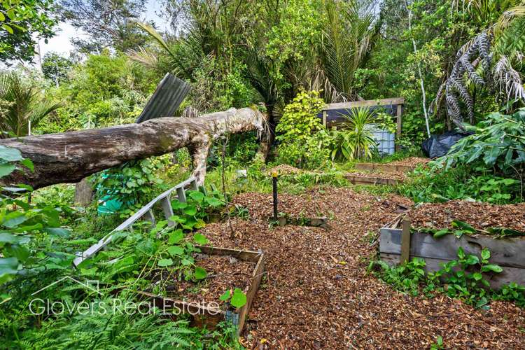 205 Victory Road Laingholm_13