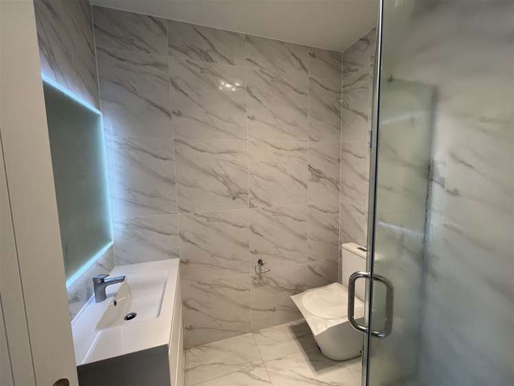 30 Morus Road Massey_12