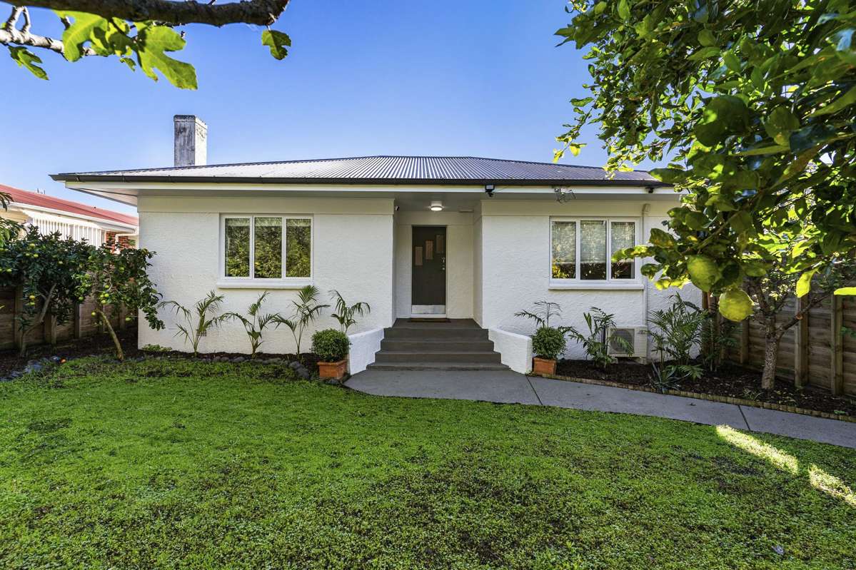 12 Sutherland Road_0