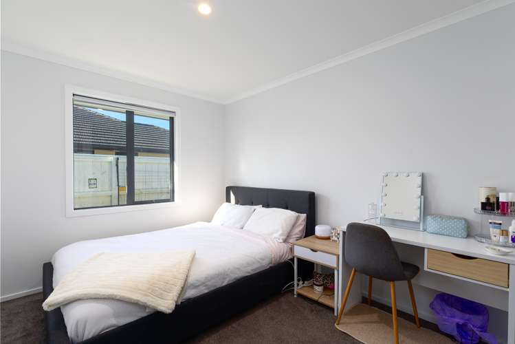 1 Carmine Crescent Richmond_11