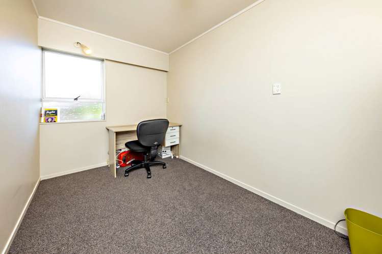 1/30 Coles Crescent Papakura_5