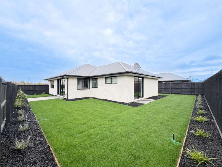  14 Morrison Avenue Elgin_10