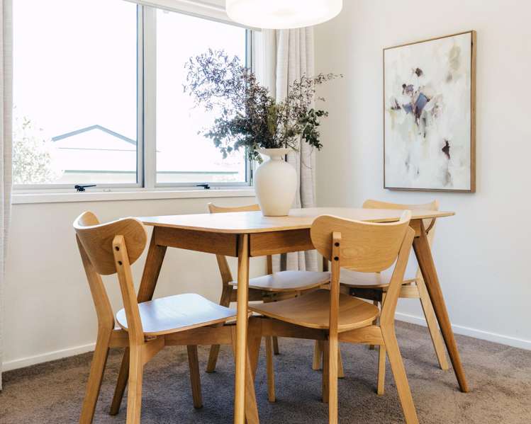 2/1 Gatman Street Birkdale_5