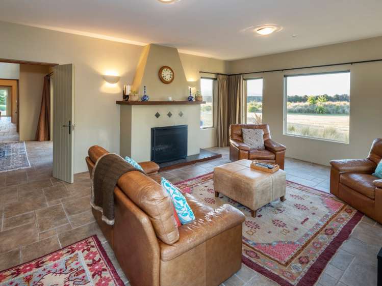 3396 Luggate-Cromwell Road Queensberry_9