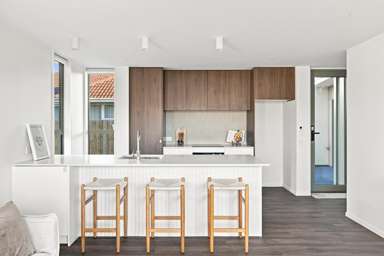 3/39 Antigua Street_2