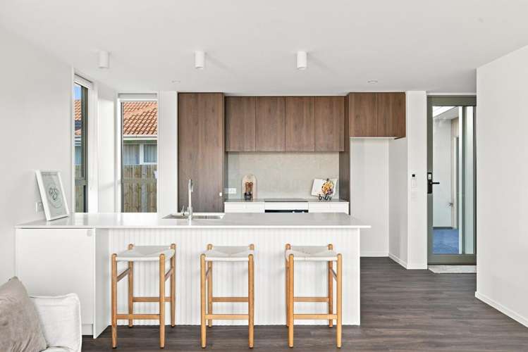 3/39 Antigua Street Addington_2