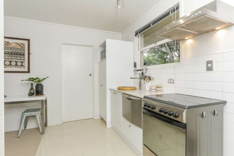 1/69a Landscape Road Mount Eden_10