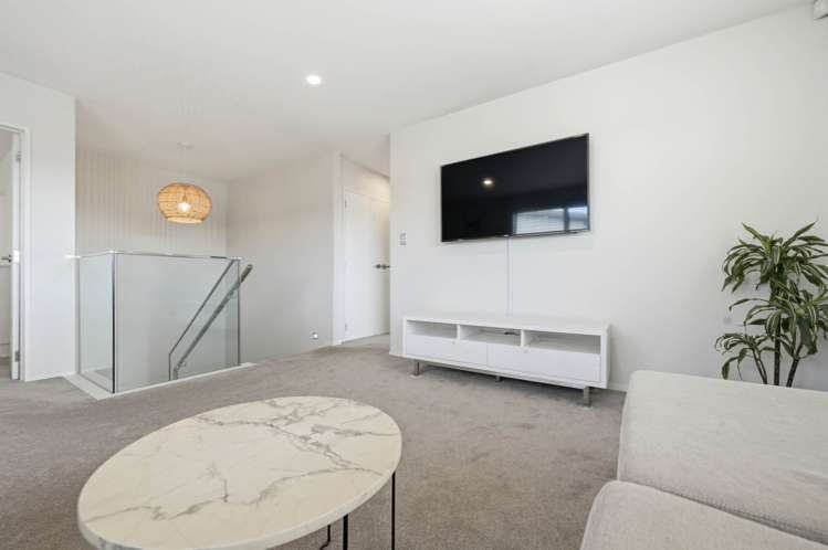 82C Moore Street Howick_19