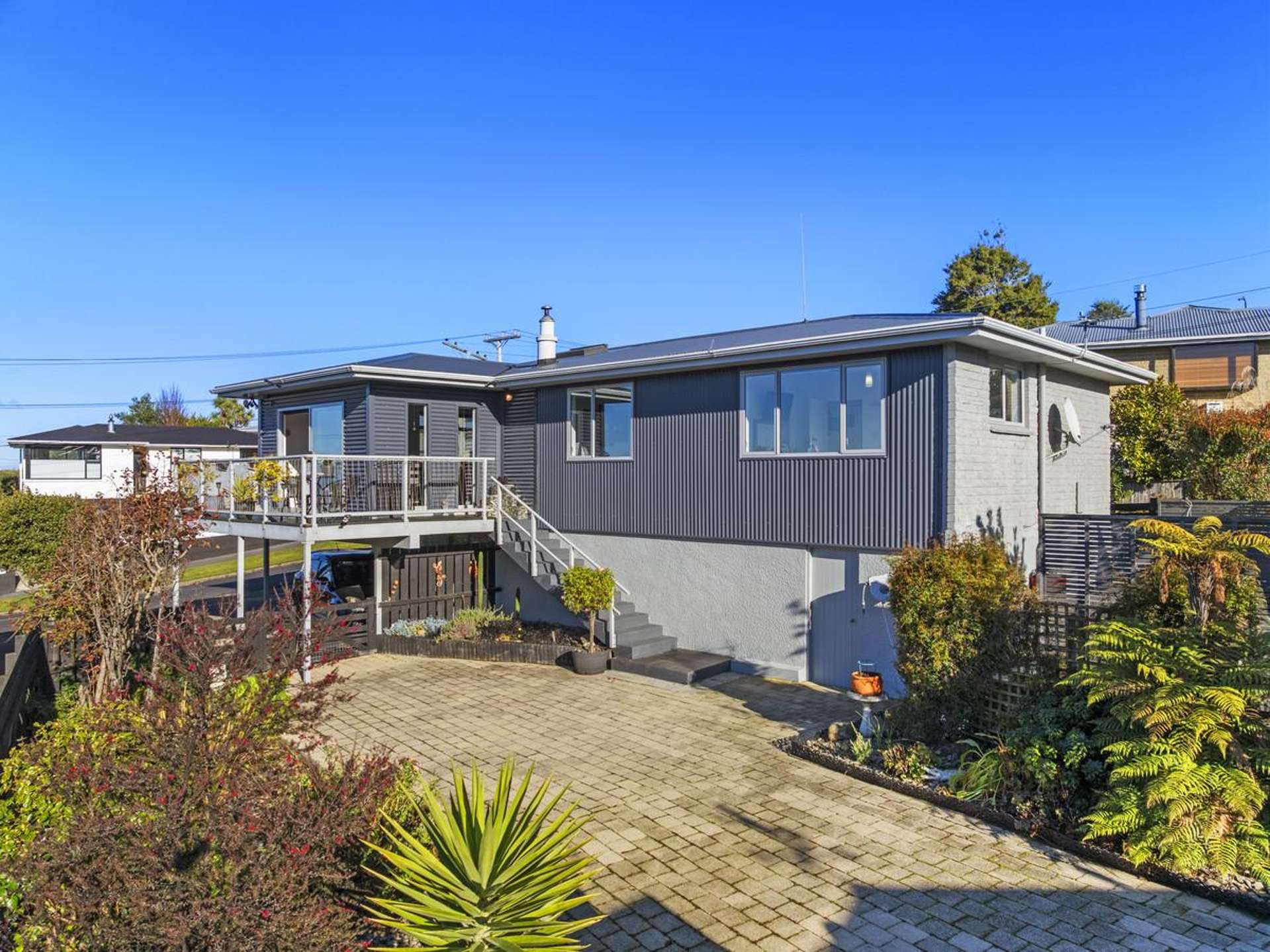 81 Gilkison Street Halfway Bush_0