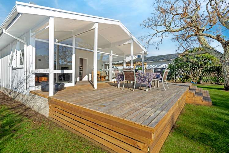 19 Lloyd George Road Wainui_7