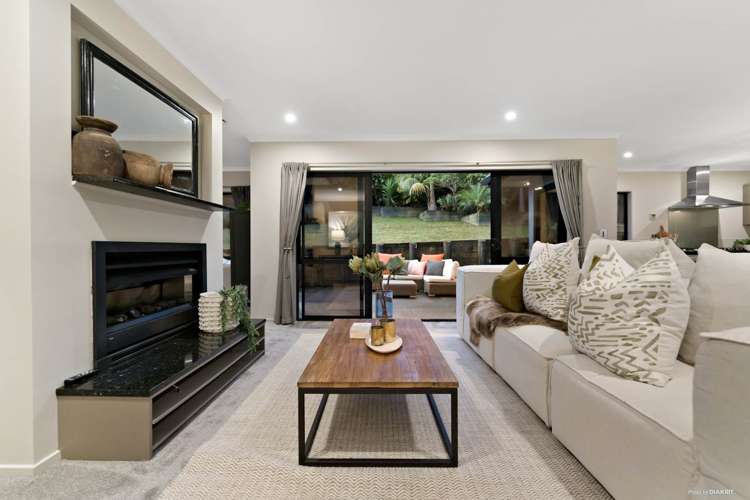 38 Gibbston Crescent Flat Bush_5