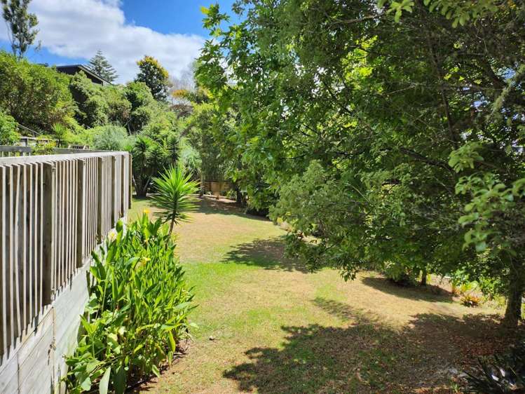 B305/525 East Coast Road Pinehill_15