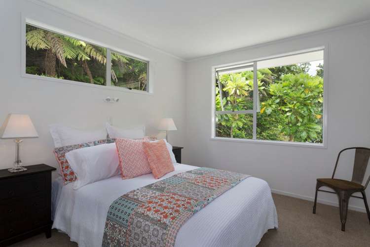 25 Huia Road Titirangi_14