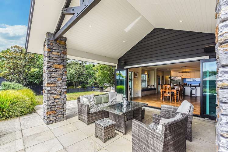 13 Angelus Avenue Richmond_8