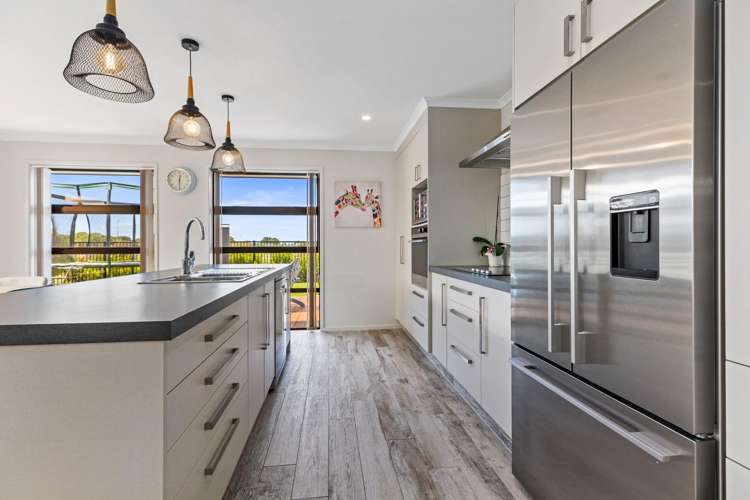 32 Drabble Crescent Papamoa_3