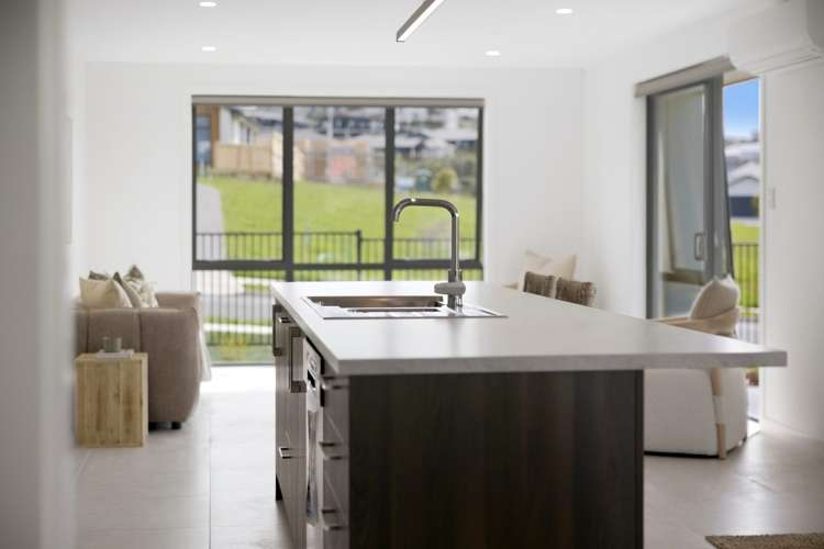 32 Triplefin Avenue_5