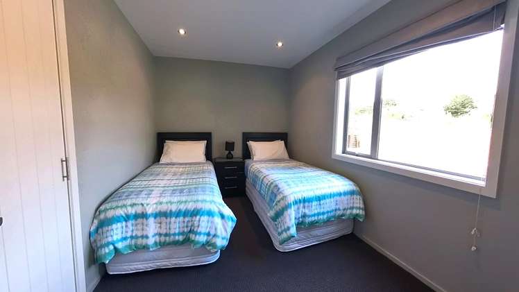 15A Tenby Street Moeraki_17