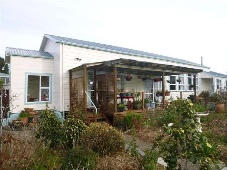 127 Brecon Road Stratford_12