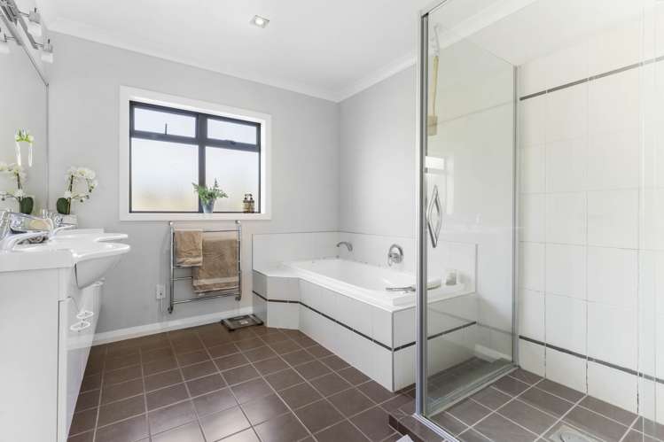 3 Meadowbank Court Huntington_18