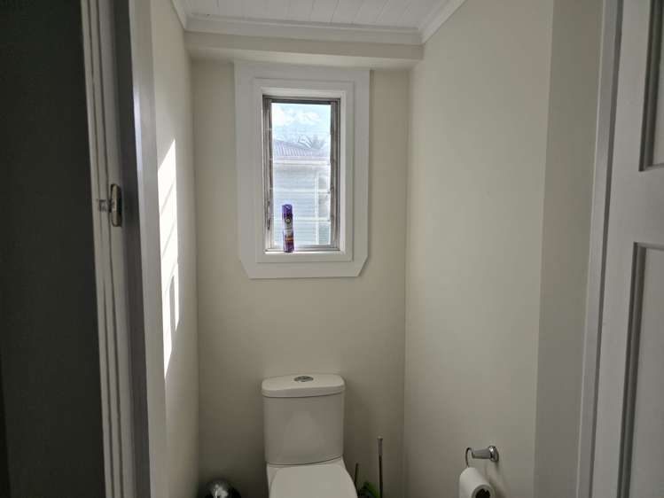 3185 Great North Road New Lynn_16