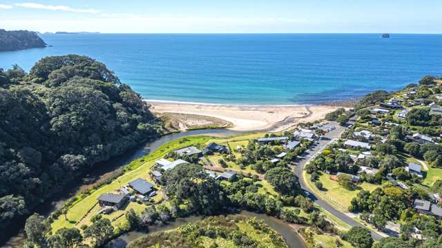 7 Pye Place Hot Water Beach_1