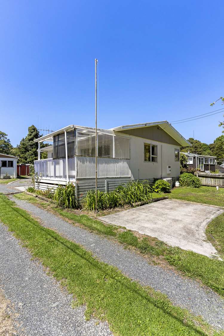 127 Bays Road Orere Point_6
