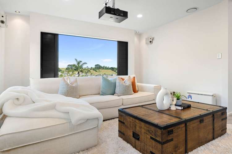 8 Mebis Way Flat Bush_10