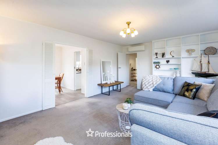 5 Camden Road Totara Park_9