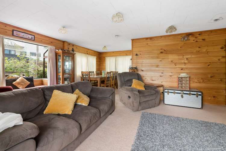 36 Saint Annes Crescent Wattle Downs_3