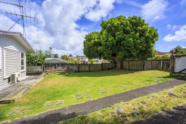 63 Stott Avenue Birkdale_10