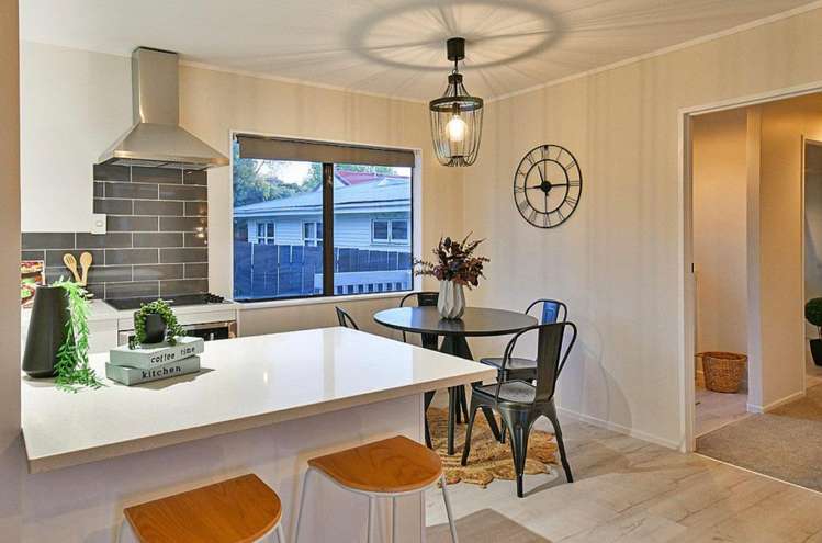 2/226a Dominion Road Red Hill_4