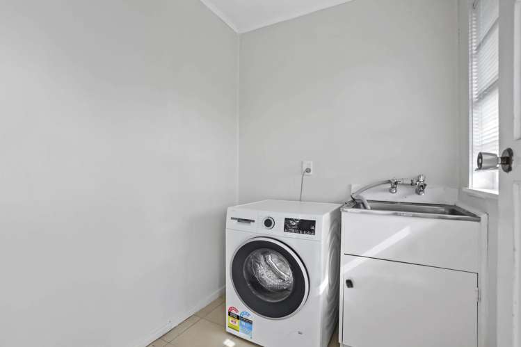 5 Imatra Place Sunnyhills_14