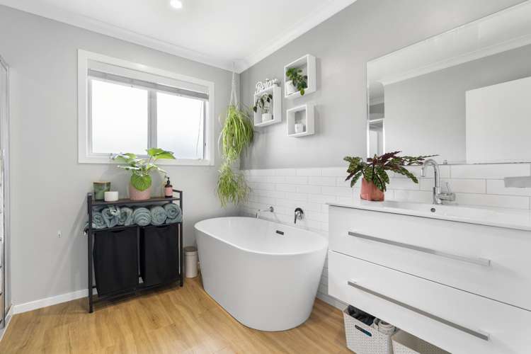 90 Ranui Street Dinsdale_15