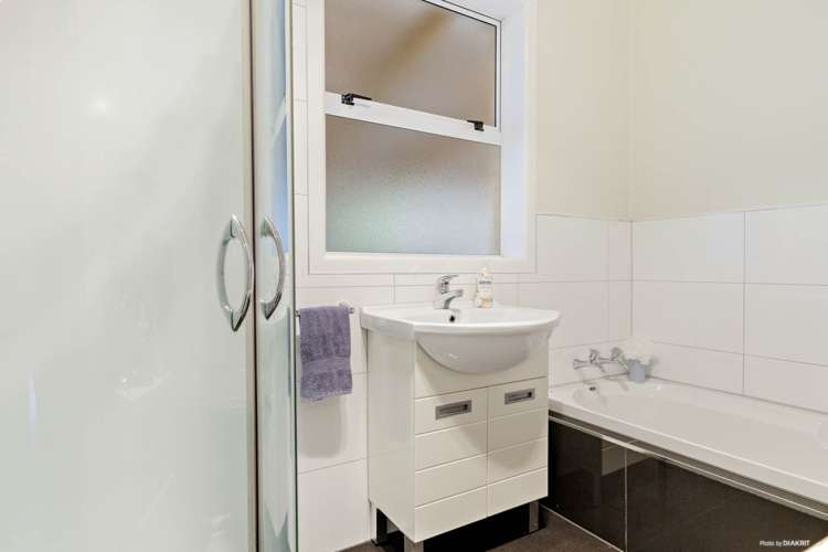 267 Queen Street Pukekohe_11