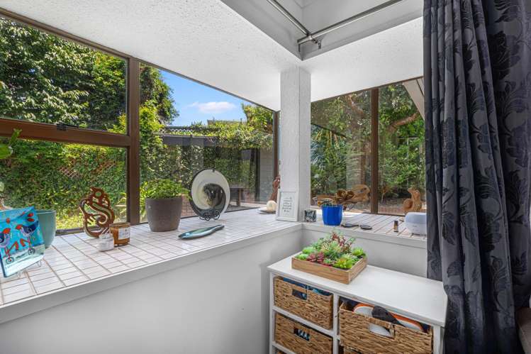 35 Glenn Terrace Otumoetai_31