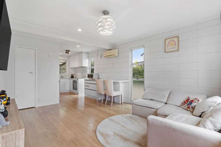 1/1 Cockayne Crescent Sunnynook_6