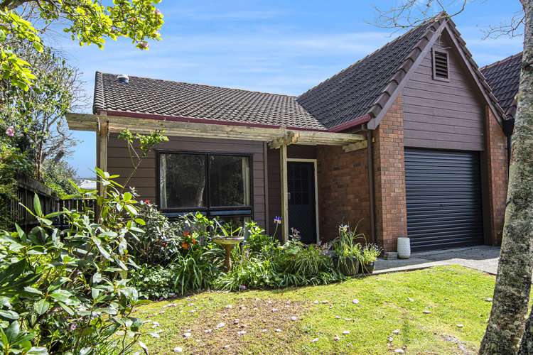 2/240 Fairway Drive Kamo_14