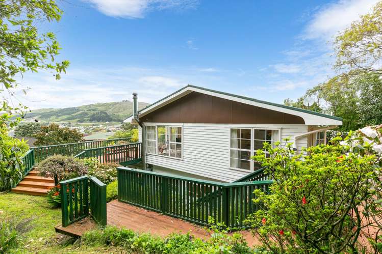 23 Turriff Crescent Tawa_2