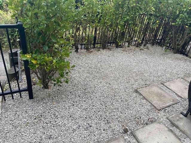 27 Lemon Tree Lane Flat Bush_2