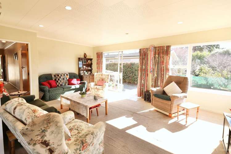 69 Main North Road Geraldine_21