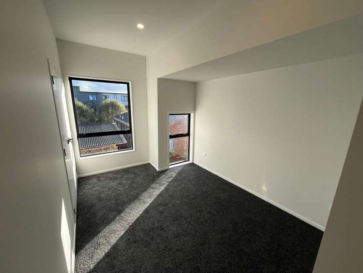 6/12 Ryburn Road Mt Wellington_6