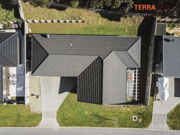 15 Banks Boulevard Whitby_16