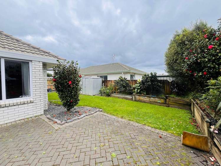 2/1 Amadeus Place Northpark_14