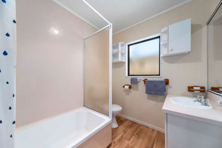 2/24 Kiddle Drive Hilltop_10